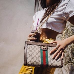 Gucci supreme ophidia medium chain bag